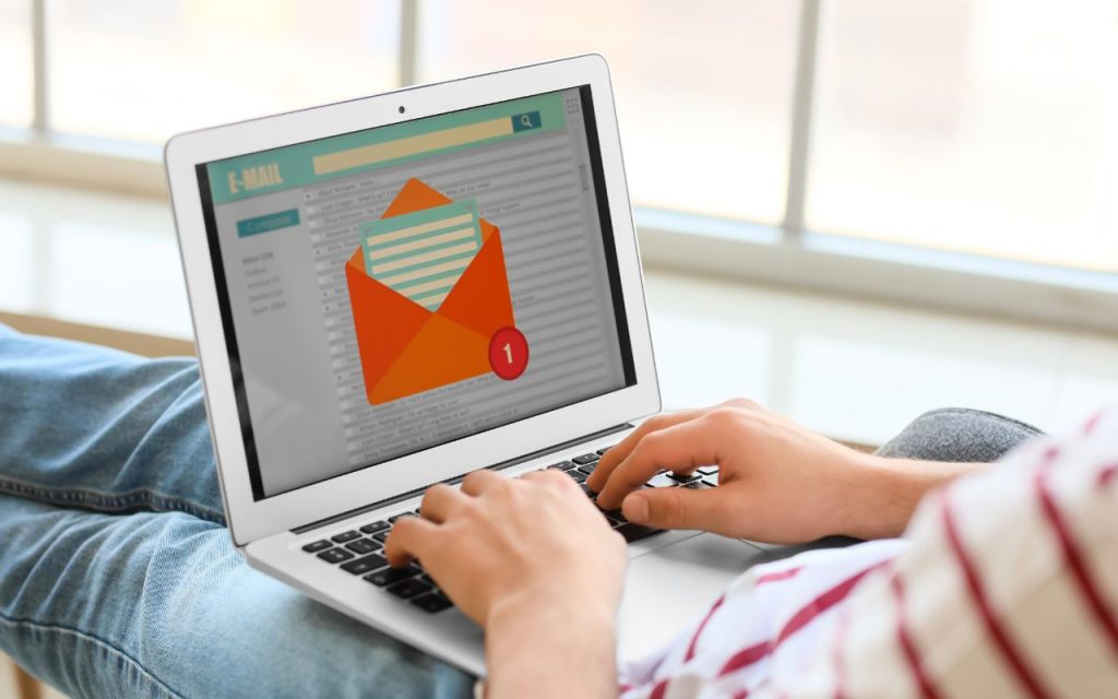 personalize emails to resurrect dead leads